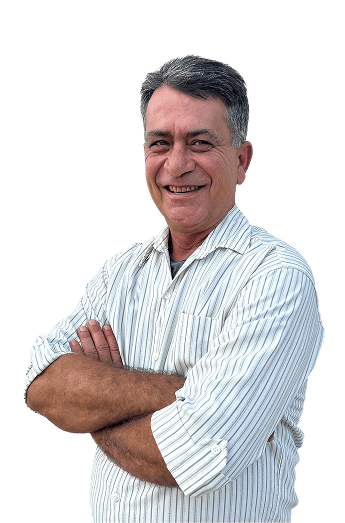 Abrahão Negris, eletricista certificado pelo CREA, especialista em instalações elétricas em São Mateus-ES